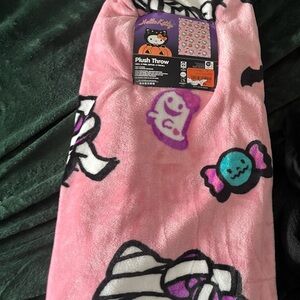 Hello Kitty Halloween Pink Plush Blanket
